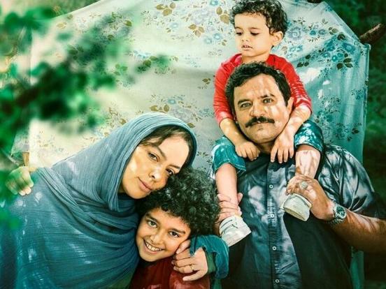 فیلم سینمایی «در آغوش درخت» از میان سه نامزد نهایی، با اکثریت آرا به‌عنوان نماینده سینمای ایران به آکادمی اسکار ۲۰۲۵ معرفی شد.