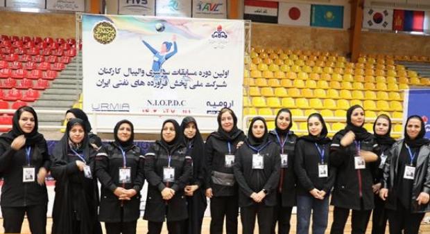 مدیر شرکت ملی پخش فرآورده های نفتی منطقه ارومیه در مراسم اختتامیه مسابقات سراسری والیبال بانوان گفت: از خود گذشتگی ورزشکاران آنها را از بقیه متمایز می‌سازد و اغلب ورزشکاران دارای پیشینه‌ای فروتنانه هستند و می‌دانند که چگونه عملکرد گروهی باعث پیروزی می‌شود.