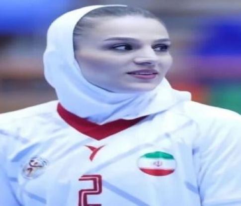 اسرا زندی ملی پوش کردستانی رشته هندبال جهت شرکت در مسابقات قهرمانی جهان عازم کشور دانمارک می‌شود. 