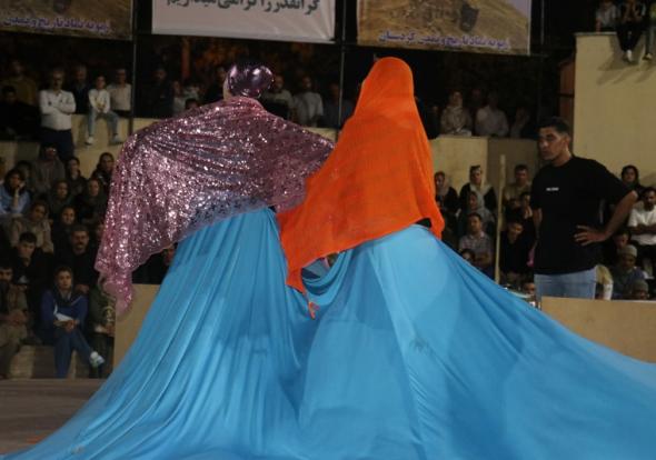 زیویه در آستانه بدرقه‌ای باشکوه؛ اختتامیه سومین جشنواره نمایش‌های آیینی ـ سنتی امروز برگزار می‌شود