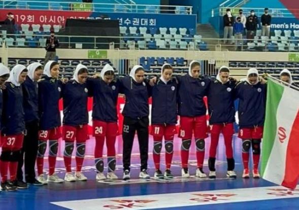 تیم ملی هندبال زنان ایران در اولین دیدار خود در مسابقات قهرمانی جهان پنج‌شنبه شب به مصاف لهستان خواهد رفت. 