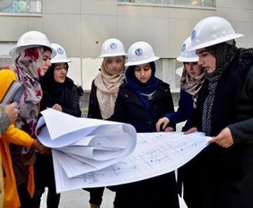 ۵ اسفند؛ روز مهندس، روز زنانی که آینده را می‌سازند