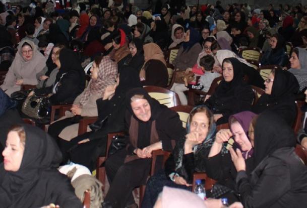  جایگاه زن ریشه در اهمیت به نهاد خانواده دارد