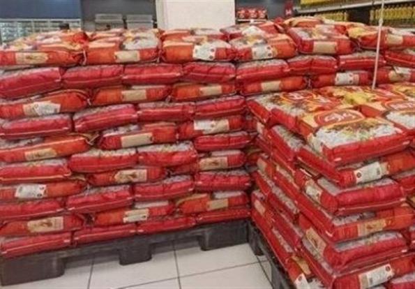فرماندار: کالاهای اساسی به اندازه کافی در انبارهای سقز موجود است