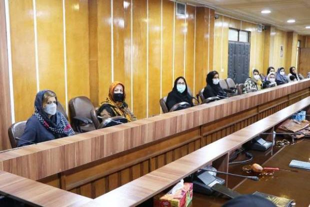 تصاویر نشست فرماندار بوکان با جمعی از بانوان مولف و صاحب اثر بوکانی