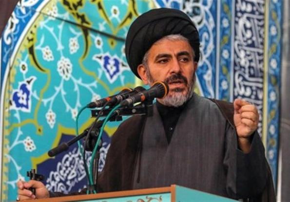 نماینده ولی فقیه در آذربایجان‌غربی گفت: هیچ توجیهی درباره کمبود مرغ و برخی مایحتاج زندگی مردم در بازار از مدیران قابل قبول نیست،و این سوال مطرح است که چرا مدیران این وضع و کمبود را پیش بینی نکرده و تدابیری برای حل کمبود مرغ نیاندیشیده اند؟