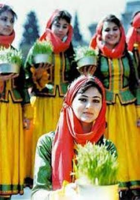 سرپرست اداره‌کل میراث‌ فرهنگی، گردشگری و صنایع‌دستی کردستان از برگزاری جشنواره نوروزی اقوام ایرانی در روزهای دوم و سوم فروردین‌ماه ١٤٠٢ در سنندج خبر داد.